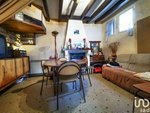 2 bedrooms House in Sancerre, France No. 10137 - house in France