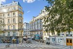 2 bedrooms Apartment in Paris, France No. 108219 - Image 13
