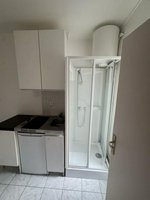 1 bedroom Apartment in Paris, France No. 124588 - Image 2