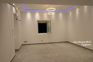 2 bedrooms Condo in Istres, France No. 12493