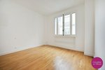 3 bedrooms Apartment in Paris, France No. 126050 - Image 6