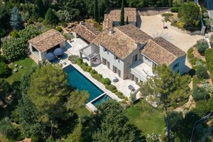 5 bedrooms Villa in Tourrettes, France No. 1428