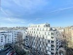 2 bedrooms Apartment in Paris, France No. 143109 - Image 3