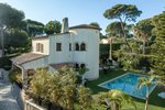 4 bedrooms Villa in Antibes, France No. 1446 - Image 15