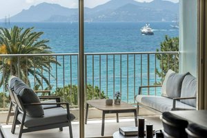 2 bedrooms Apartment in Cannes, France No. 1475