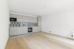 2 bedrooms Apartment in Paris, France No. 149095 - Image 3
