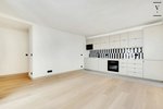 2 bedrooms Apartment in Paris, France No. 149109 - Image 3