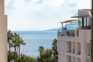 3 bedrooms Apartment in Cannes, France No. 1519
