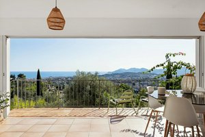 6 bedrooms Villa in Mougins, France No. 1545