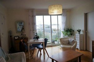 3 bedrooms Condo in Vannes, France No. 15754