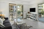 2 bedrooms Apartment in Saint-Tropez, France No. 1587 - Image 3