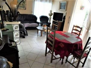 2 bedrooms Condo in Frejus, France No. 16140