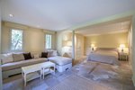 6 bedrooms Commercial property in Mougins, France No. 1674 - Image 13