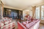 9 bedrooms Villa in Mougins, France No. 1685 - Image 18