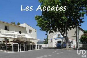 2 bedrooms Condo in Marseille, France No. 16865