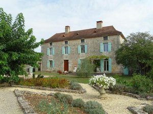 3 bedrooms House in Gabillou, France No. 16958