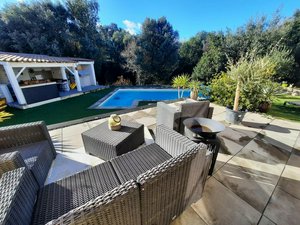 3 bedrooms House in Faugeres, France No. 17007