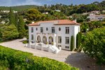 7 bedrooms Villa in Grasse, France No. 1707 - Image 2
