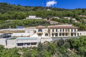 6 bedrooms Villa in Cabris, France No. 1720