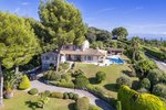 3 bedrooms Villa in Saint-Paul-de-Vence, France No. 1730 - Image 2