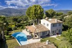3 bedrooms Villa in Saint-Paul-de-Vence, France No. 1730 - Image 4