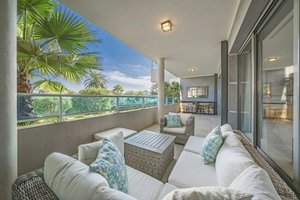 2 bedrooms Apartment in Antibes, France No. 1736