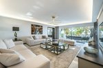 4 bedrooms Apartment in Cannes, France No. 1770 - Image 6