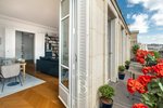 3 bedrooms Apartment in Paris, France No. 177958 - Image 4