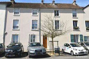 2 bedrooms Apartment in Montfermeil, France No. 181057