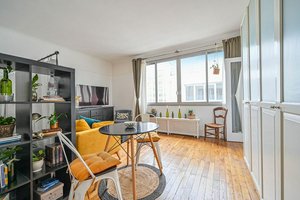 1 bedroom Apartment in Paris, France No. 182251
