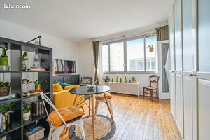1 bedroom Apartment in Paris, France No. 182253