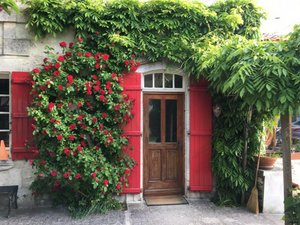 7 bedrooms Commercial property in Poullignac, France No. 1844