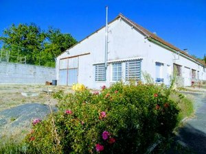 1 bedroom Factory in Sarrazac, France No. 18840