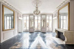 3 bedrooms Apartment in Paris, France No. 189309