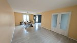 3 bedrooms House in Castres, France No. 189697 - Image 2
