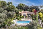 5 bedrooms Villa in Saint-Paul-de-Vence, France No. 2012 - Image 2