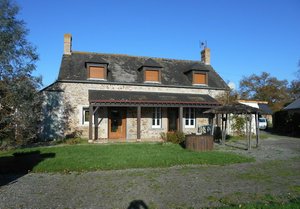 3 bedrooms Commercial property in Pre-en-Pail-Saint-Samson, France No. 2014