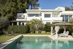 6 bedrooms Villa in Valbonne, France No. 2039 - Image 14