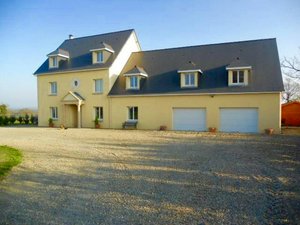 10 bedrooms House in Paris, France No. 2052