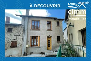 2 bedrooms House in Saint-Bonnet-le-Chastel, France No. 206295