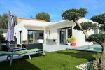 3 bedrooms House in La Ciotat, France No. 2339 - house in France
