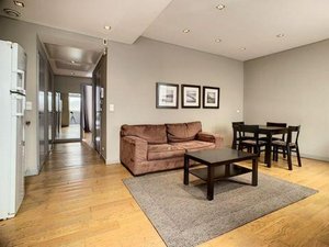 2 bedrooms Condo in Cannes, France No. 2479