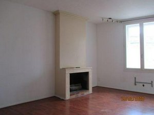 2 bedrooms Apartment in Bordeaux, France No. 2602