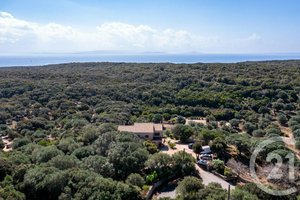 5 bedrooms Villa in Bonifacio, France No. 274177