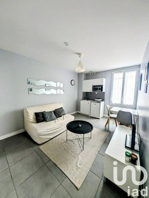 1 bedroom Apartment in Saint-Quentin, France No. 274417