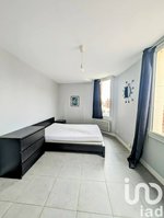 1 bedroom Apartment in Saint-Quentin, France No. 274417 - Image 2