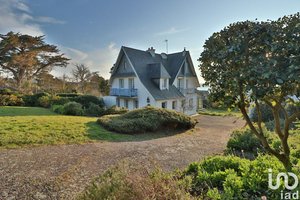 3 bedrooms House in Carantec, France No. 275384