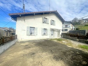 3 bedrooms Townhouse in Gigny, France No. 275390