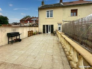 3 bedrooms House in Saint-Quentin, France No. 275701