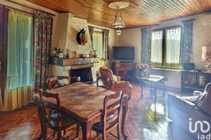 3 bedrooms House in Riez, France No. 3300